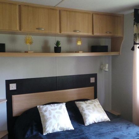 Mobil Home Chez Julie Verchaix Eksteriør billede