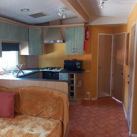 Mobil Home Chez Julie Verchaix Eksteriør billede