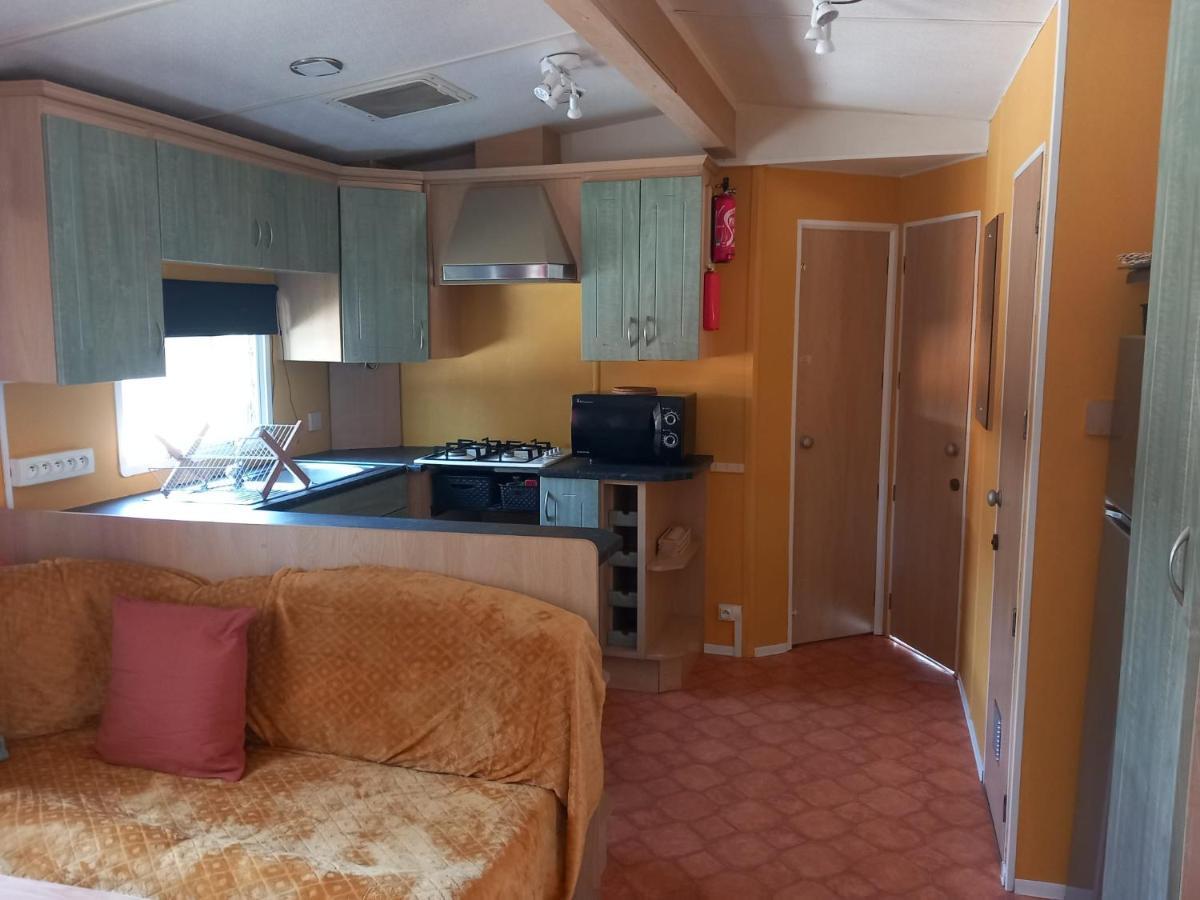 Mobil Home Chez Julie Verchaix Eksteriør billede